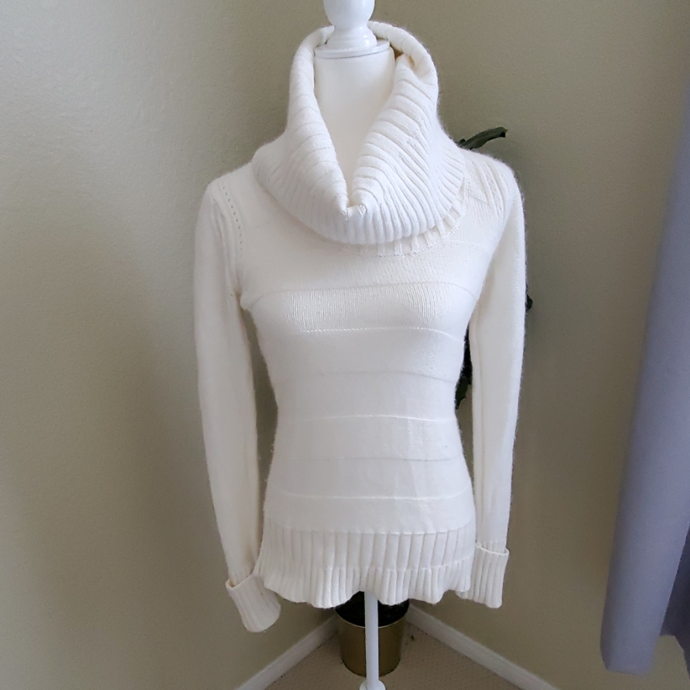 DKNY Turtleneck Sweater Size S